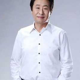李泰渊照片