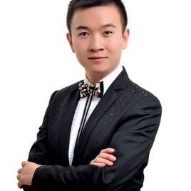 李燚照片