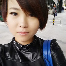 李倩照片
