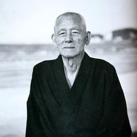 笠智众照片