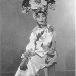 梁小鸾照片