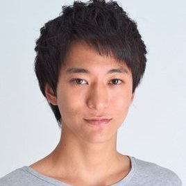 浅香航大照片