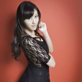邱佳妮照片