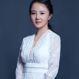 邱秋照片