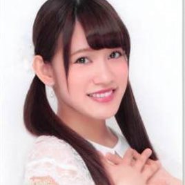 山下由加里照片