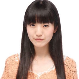 石川由依照片