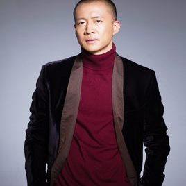 唐曾照片