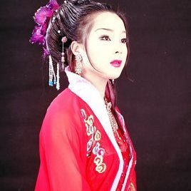 童珂舟照片