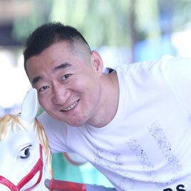 王春元照片