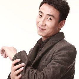 王嘉儒照片