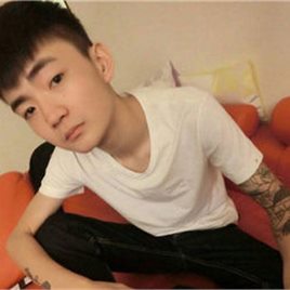 王欣逸照片