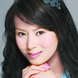 王雅娜照片