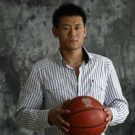 王英亮照片