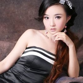 吴苒萱照片