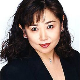 小山茉美照片