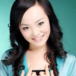 小婉照片