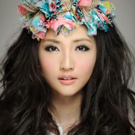 李悦彤照片