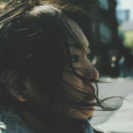 杨直曲照片