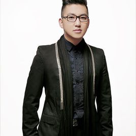 俞迈照片