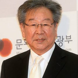 崔佛岩照片