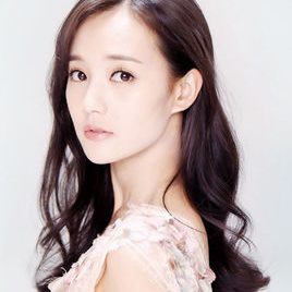 李一桐照片