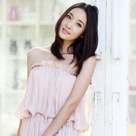 王妍苏照片