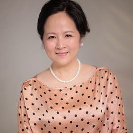 朱亚英照片图片