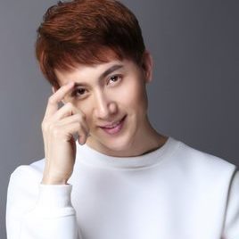 王龙华照片