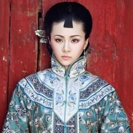 尔玛依娜照片
