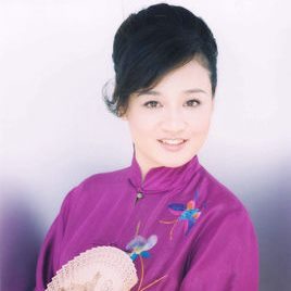 伍宇娟照片