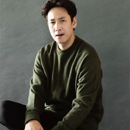 李善均照片