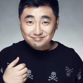 周德华照片