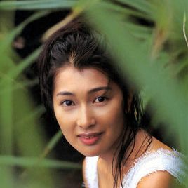 鹤田真由照片