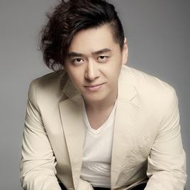 高扬棋照片