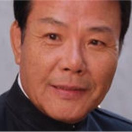 董子武照片