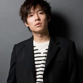 小出惠介照片