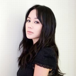 严正花照片