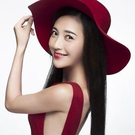 包文婧照片