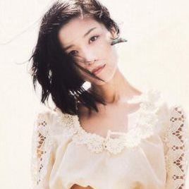 赵田原照片