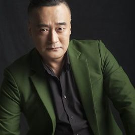王建新照片