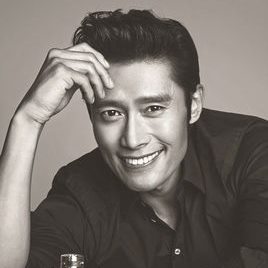 李秉宪照片