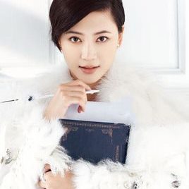 应采儿照片