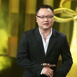 滕华涛照片