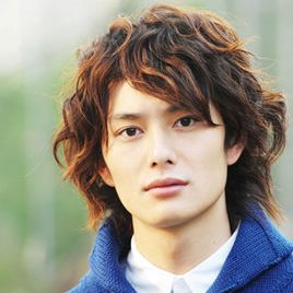 冈田将生照片