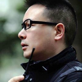 沈东照片