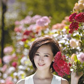 翁虹照片