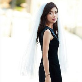 李宝英照片