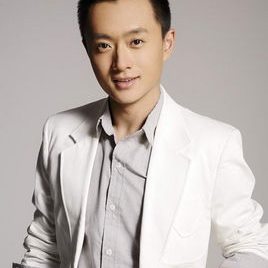吴健照片