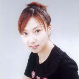 宫村优子照片