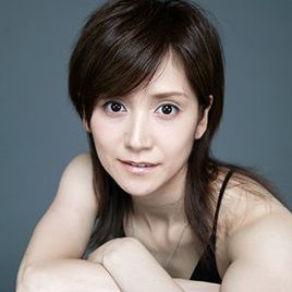 铃木兰兰照片